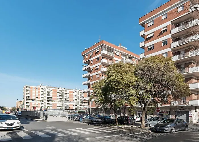 Pigneto & Malatesta Subway Flat *